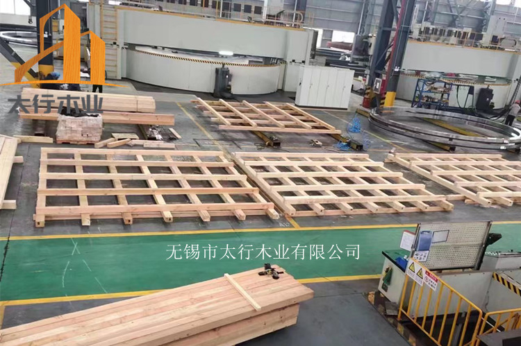 木托盤在物流運(yùn)輸中的優(yōu)勢(shì)